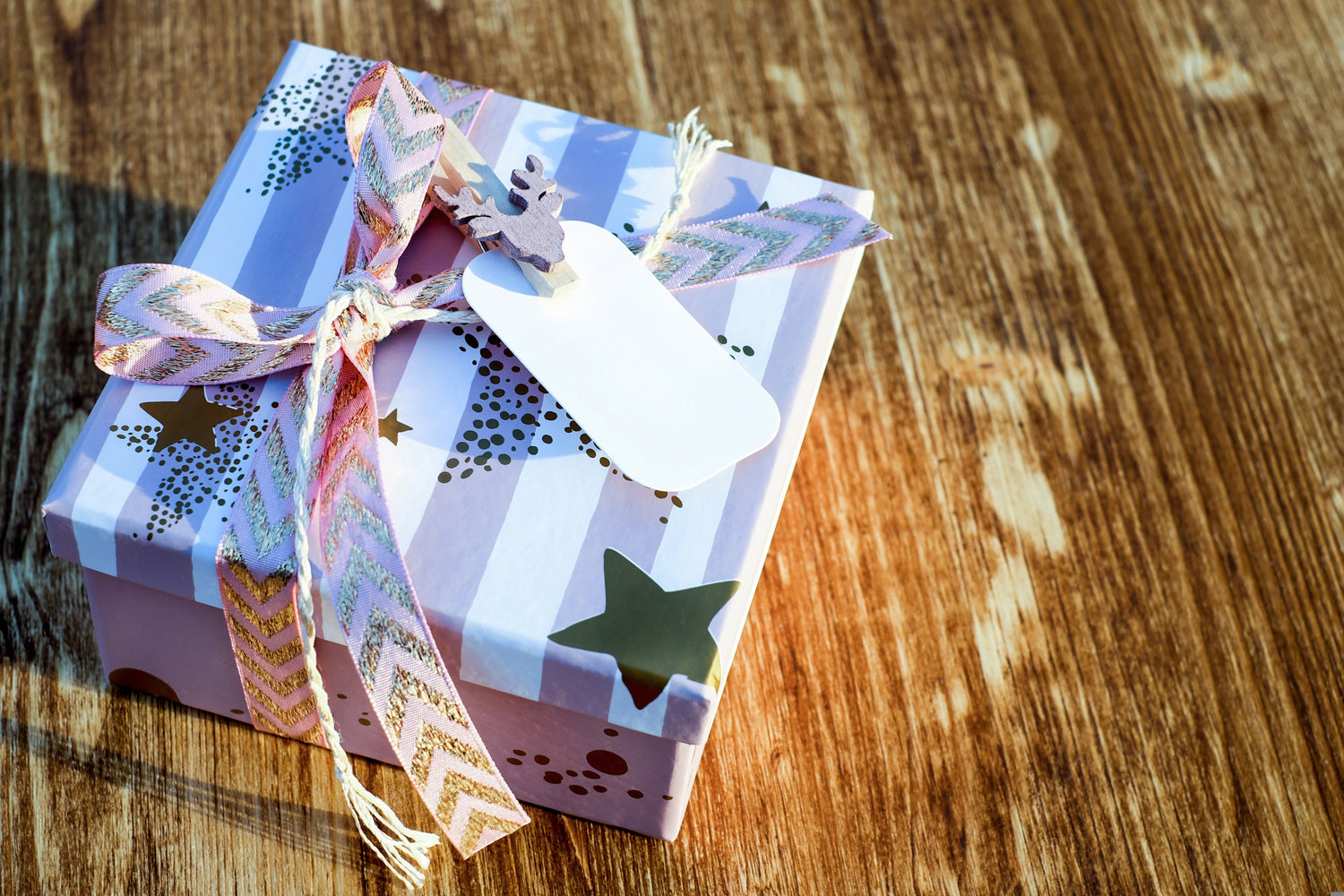 Gift Image by Ilona Frey from Pixabay