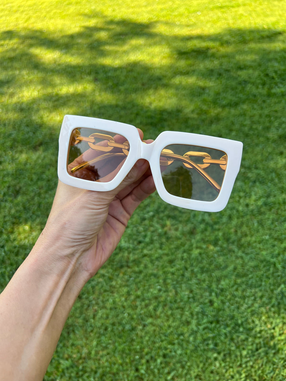 Cheap & Cute Sunglasses – Trendy Everyday Loser Sunnies