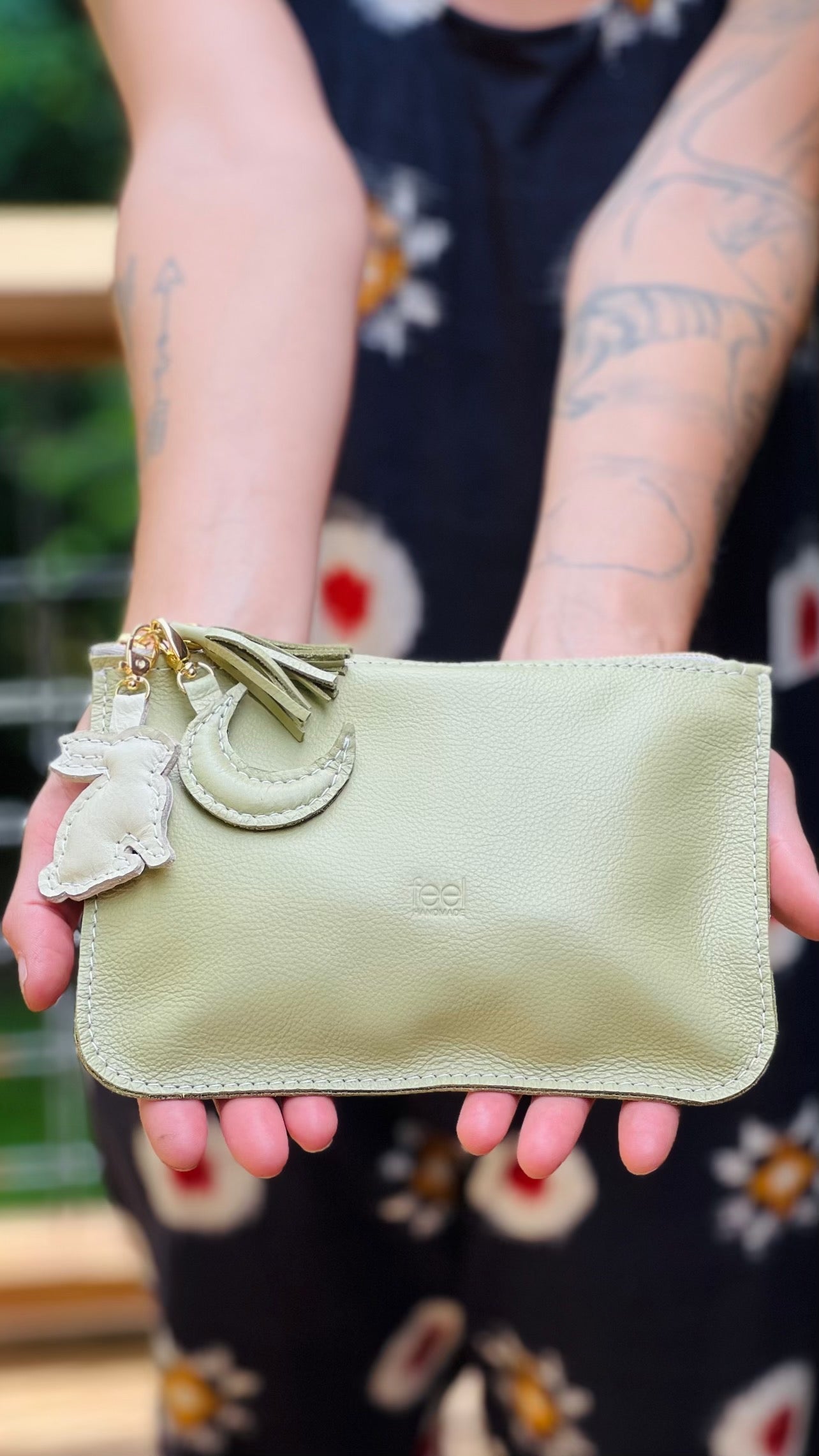 Hand Pouch